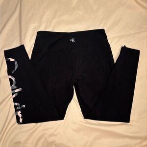 Calvin Klein Black Women’s Leggings Size M
